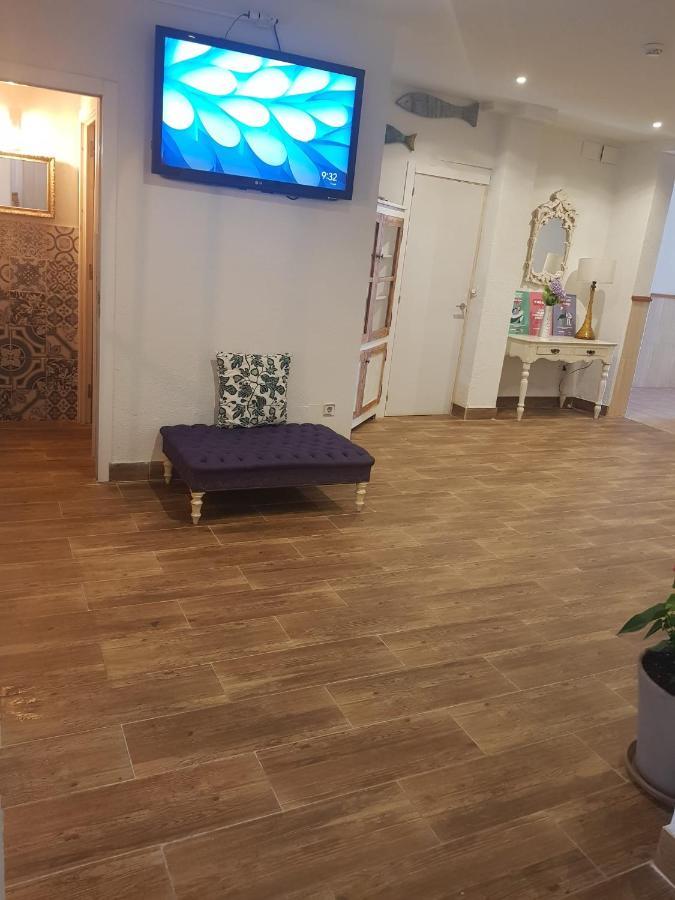 Hostal Mozaik Lloret Lloret de Mar Buitenkant foto