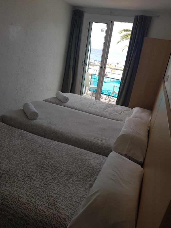 Hostal Mozaik Lloret Lloret de Mar Buitenkant foto